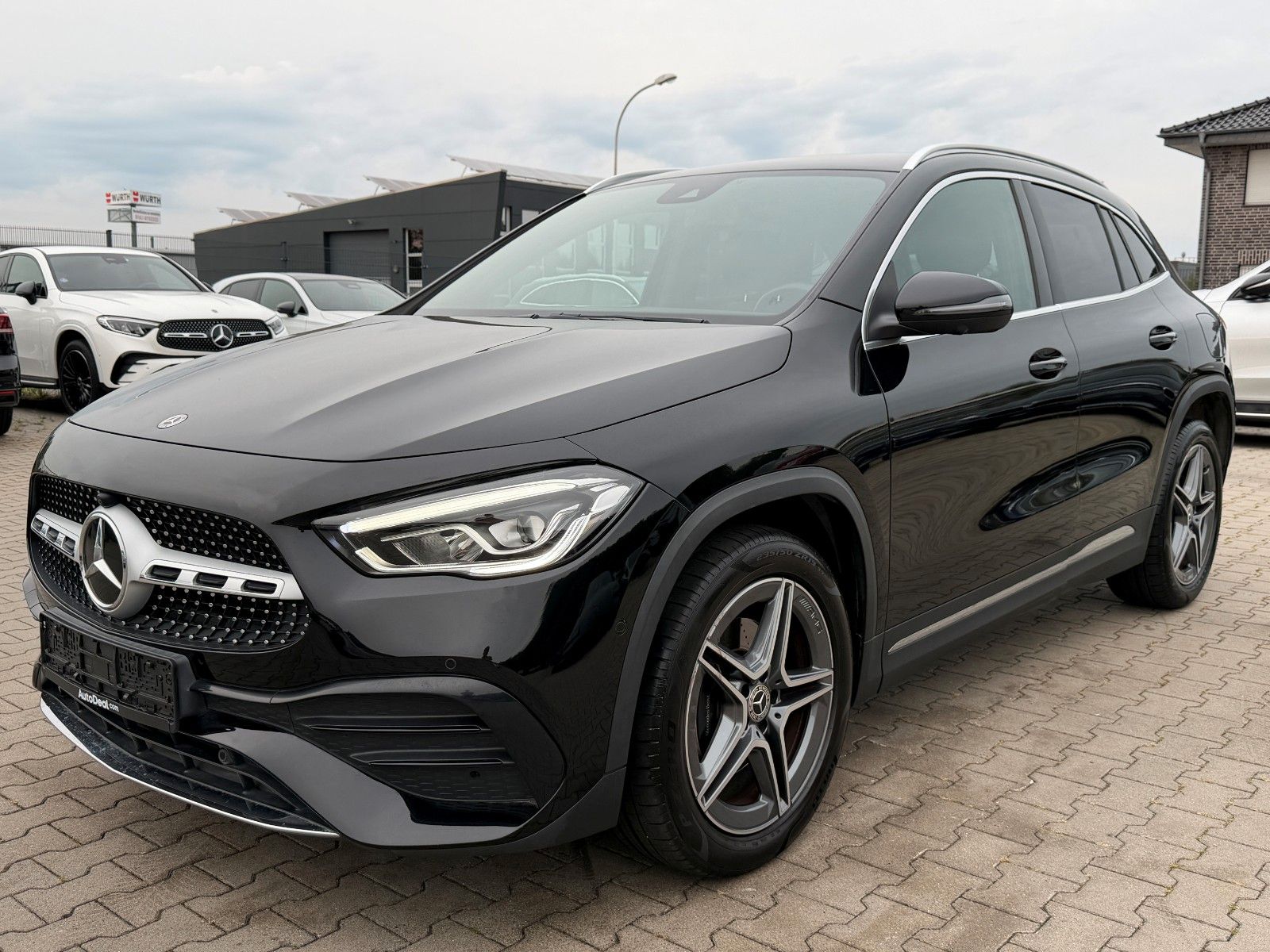 Mercedes-Benz GLA 250e AMG Line Hybrid