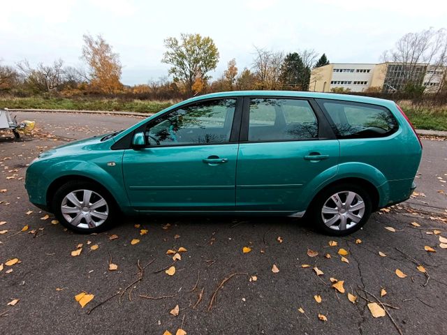 Ford Focus Turnier 1.6 VCT TI