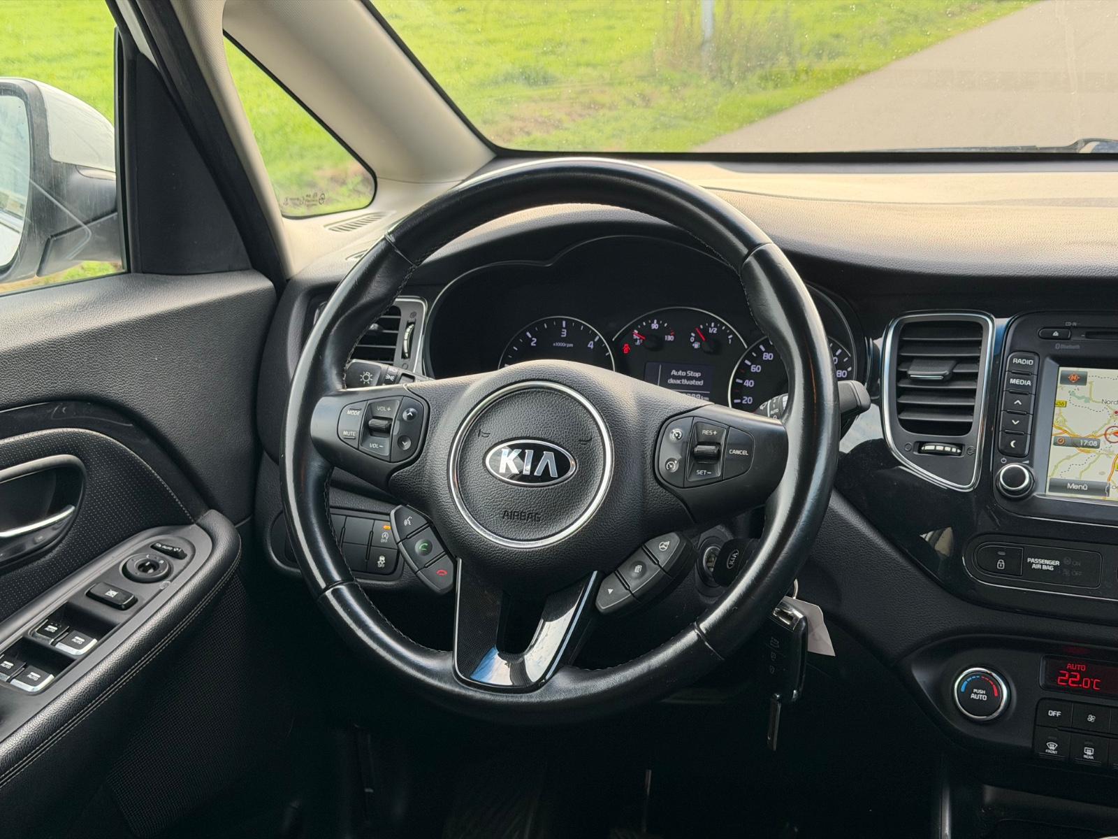 Kia Carens 2014 — photo 21