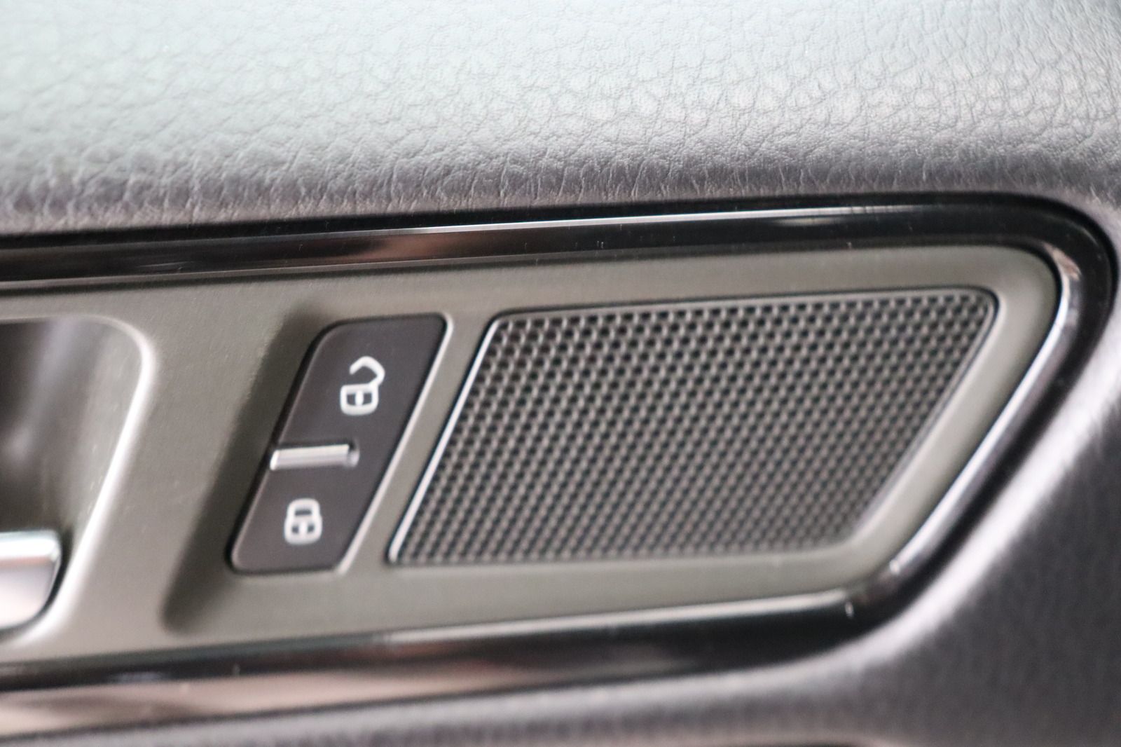 Fahrzeugabbildung Volkswagen Touareg 3.0 TDI V6 TDI BlueMotion * aus 1. Hd