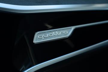 2025 AUDI RS6 — миниатюра 36