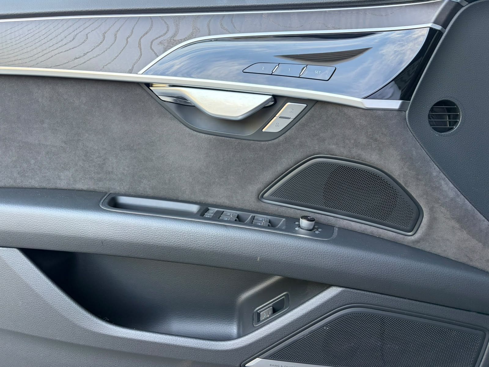 Audi A8 - Bild 9