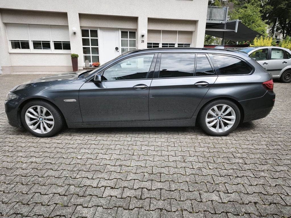 Image of BMW 530