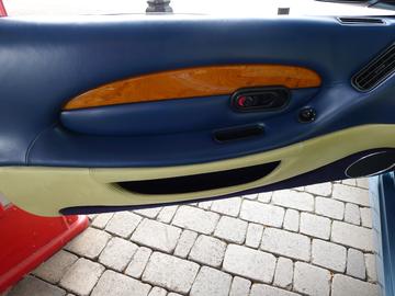 2001 Aston Martin DB7 照片 5