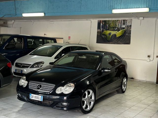 Mercedes-Benz Mercedes-benz C 220 C 220 CDI cat Sportcoupé Ava