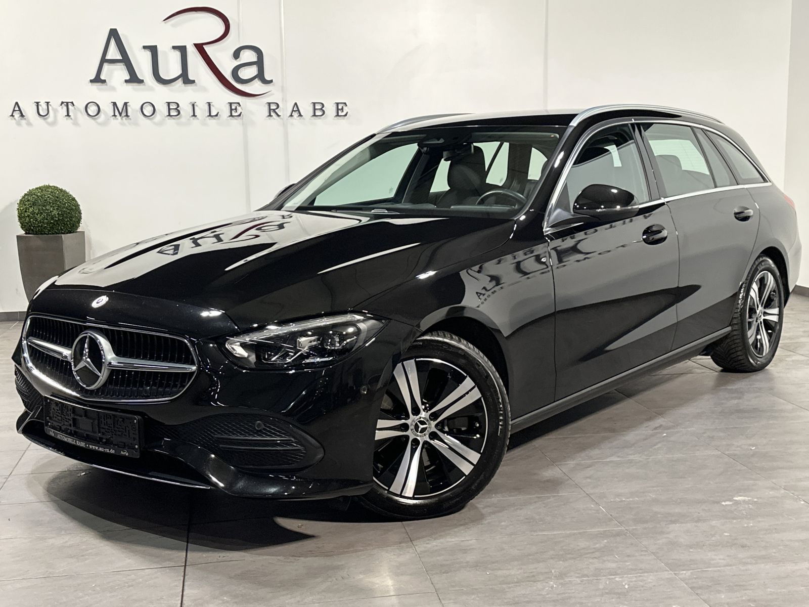 Fahrzeugabbildung Mercedes-Benz C 220d T Avantgarde NAV+LED+KAMERA+17ZO+CARPLAY