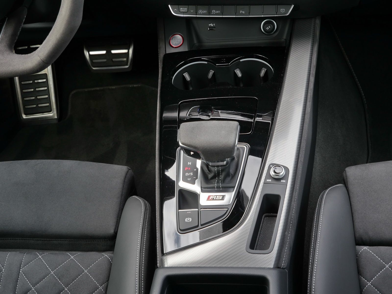 Audi RS4 - Bild 7