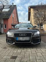 Audi A4 B8 Limousine - Audi A4 aus 2010 mit Diesel-Antrieb: Limousine