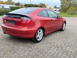 Mercedes-Benz C 200 KOMPRESSOR*KLIMA*PDC*SHZ*NE TÜV*SERVIS NEU - gebrauchte Mercedes-Benz C-Klasse aus dem Jahr 2001