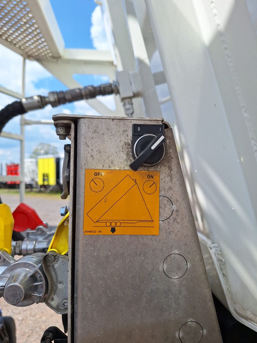 Fahrzeugabbildung Benalu Bulkliner S 95  50m³ Kombiklappe