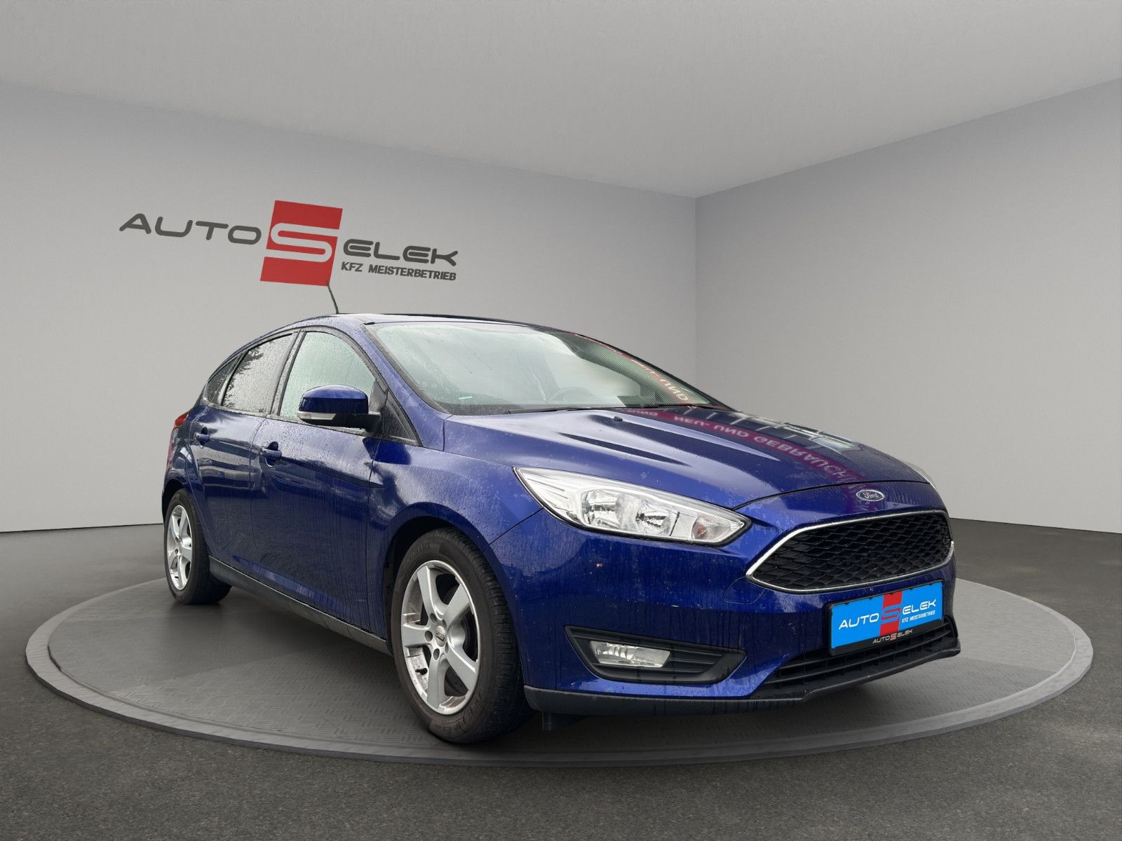 Fahrzeugabbildung Ford Focus Lim. Trend