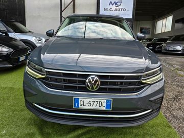 Volkswagen Tiguan - 2