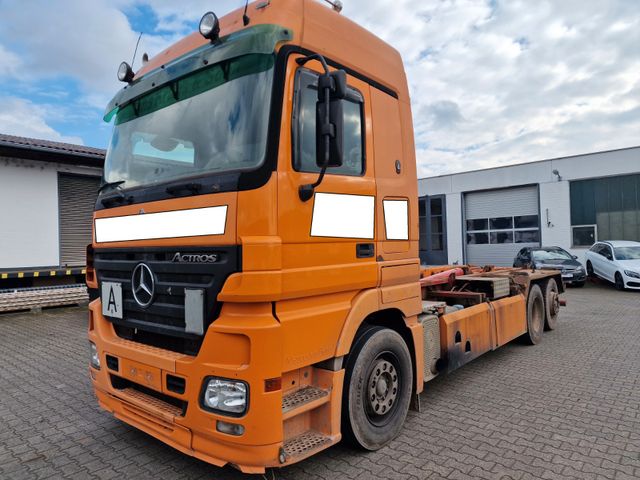 Mercedes-Benz Actros 2/3 6-Zyl. 3-Achser BM 930/4 2546   OM 50