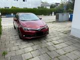 Toyota Auris Hybrid Edition-S 1,8-l-VVT-i Edition-S - Toyota Auris Gebrauchtwagen in München