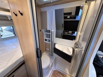 Sunlight Cliff X 600 Dieselheizung SOLAR DIGITALPAKET