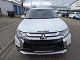 Mitsubishi Outlander Plus 4WD NEUE TÜV 4x4 - Mitsubishi Outlander Kombi Gebrauchtwagen
