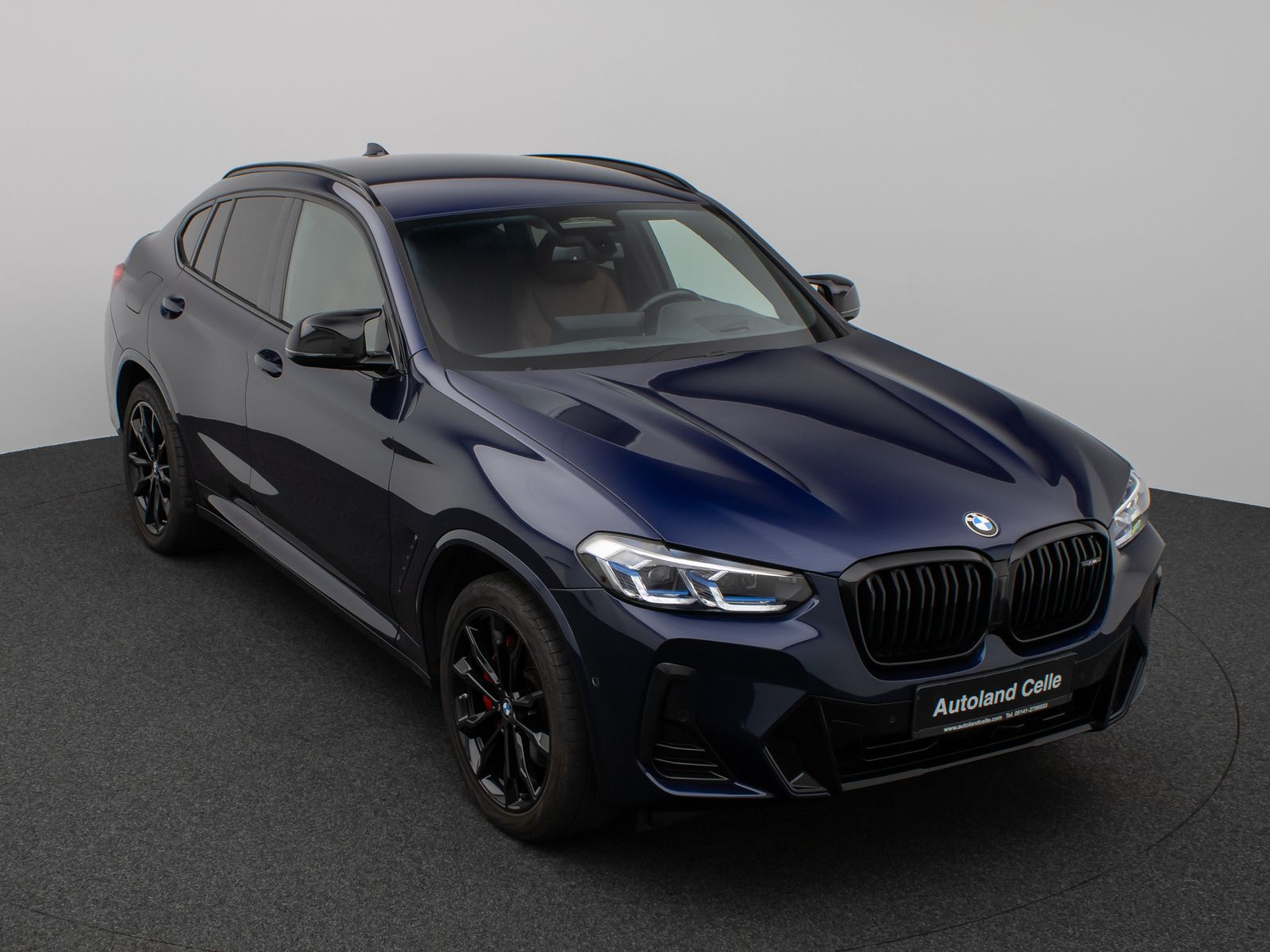 Fahrzeugabbildung BMW X4 M40i Kamera Laser HUD DAB H/K DisplK AHK 20"