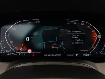 Fahrzeugabbildung BMW 320d xD Sport Line Kamera Laser HiFi AHK Komfort