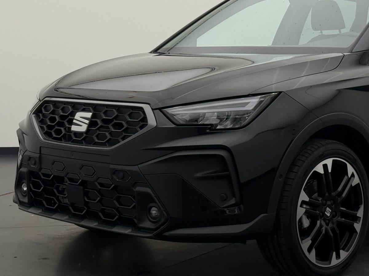 SEAT Arona 1.5 TSI DSG Black Ed.+CAM+NAV+LED+ASSISTS+, миниатюра 16