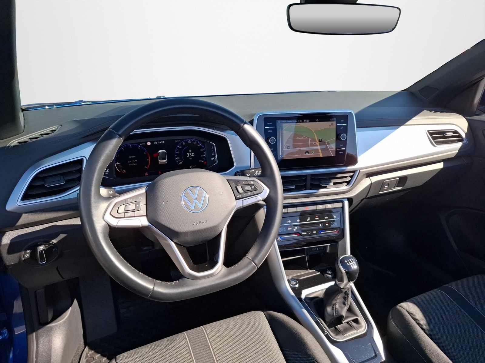 VW T-Roc 1.5 TSI Cabriolet Style KLIMA / NAVI / ACC - Image 10