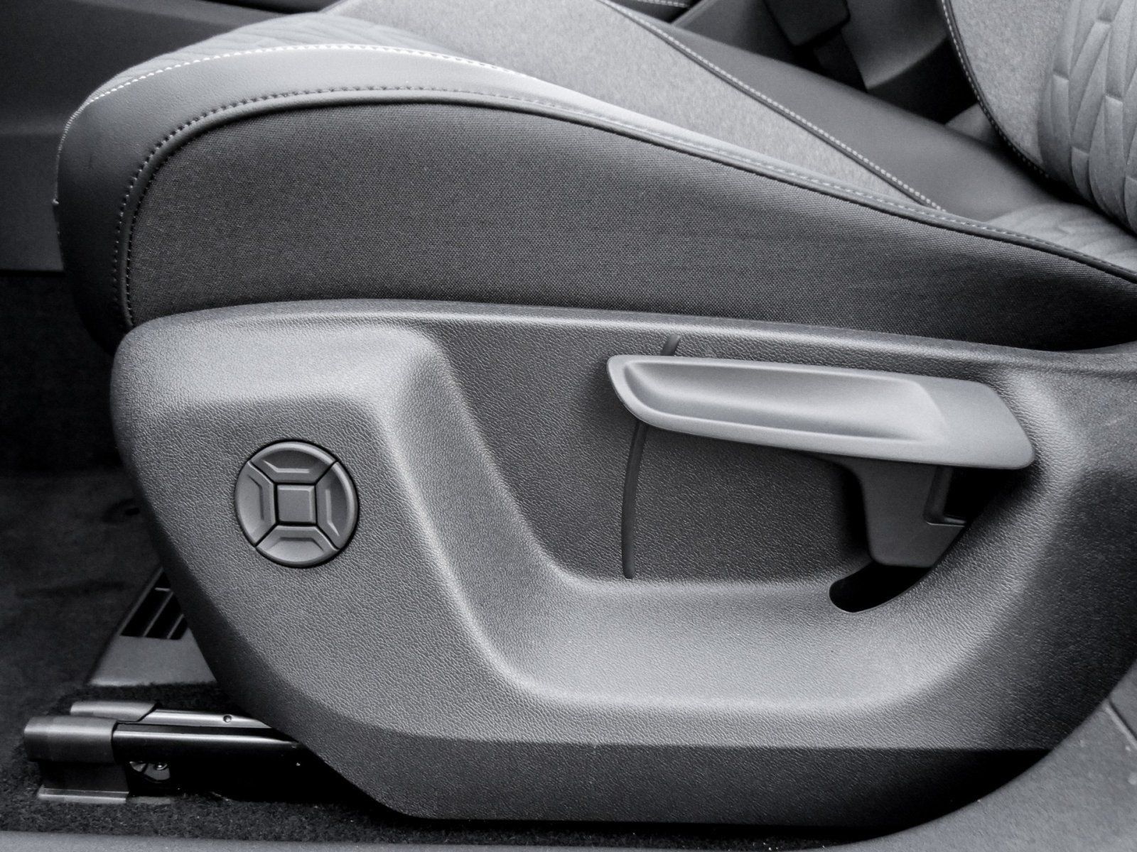 Volkswagen Tiguan - Bild 16