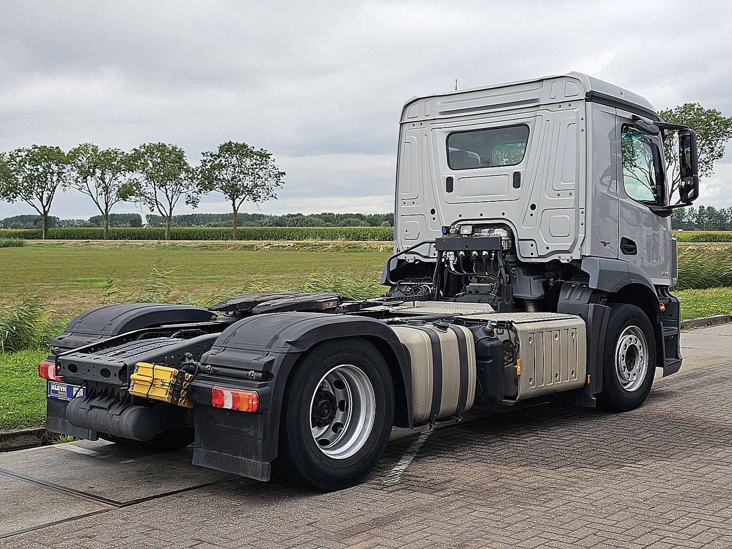 Mercedes-Benz ANTOS 1840 SHORT CAB XENON 304T