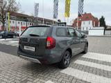 Dacia Logan Stepway Celebration dCi 90 Start & Stop - Dacia Logan mit Diesel-Antrieb