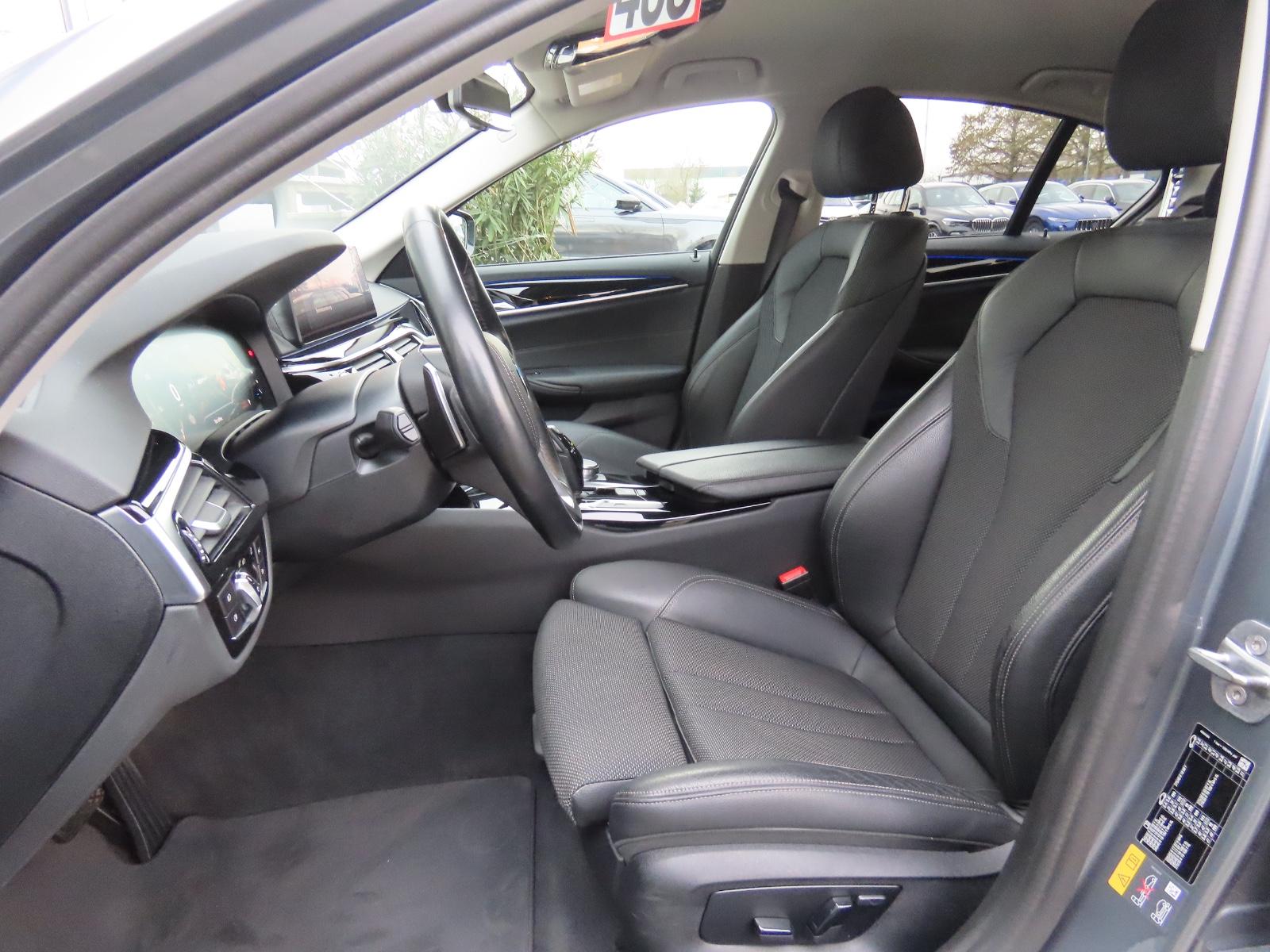 BMW 530e iPerformance Sport Line Leder Ambiente