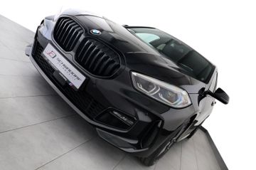 BMW 118i DKG M Sport Shadow Business Paket Apple 18"