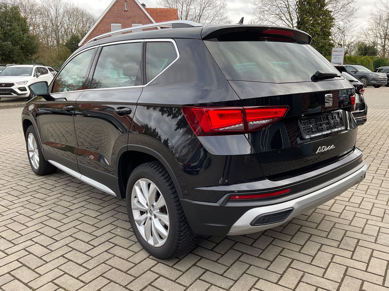 Fahrzeugabbildung SEAT Ateca 1.5 TSI Xperience DSG,Kamera,Navi,LED