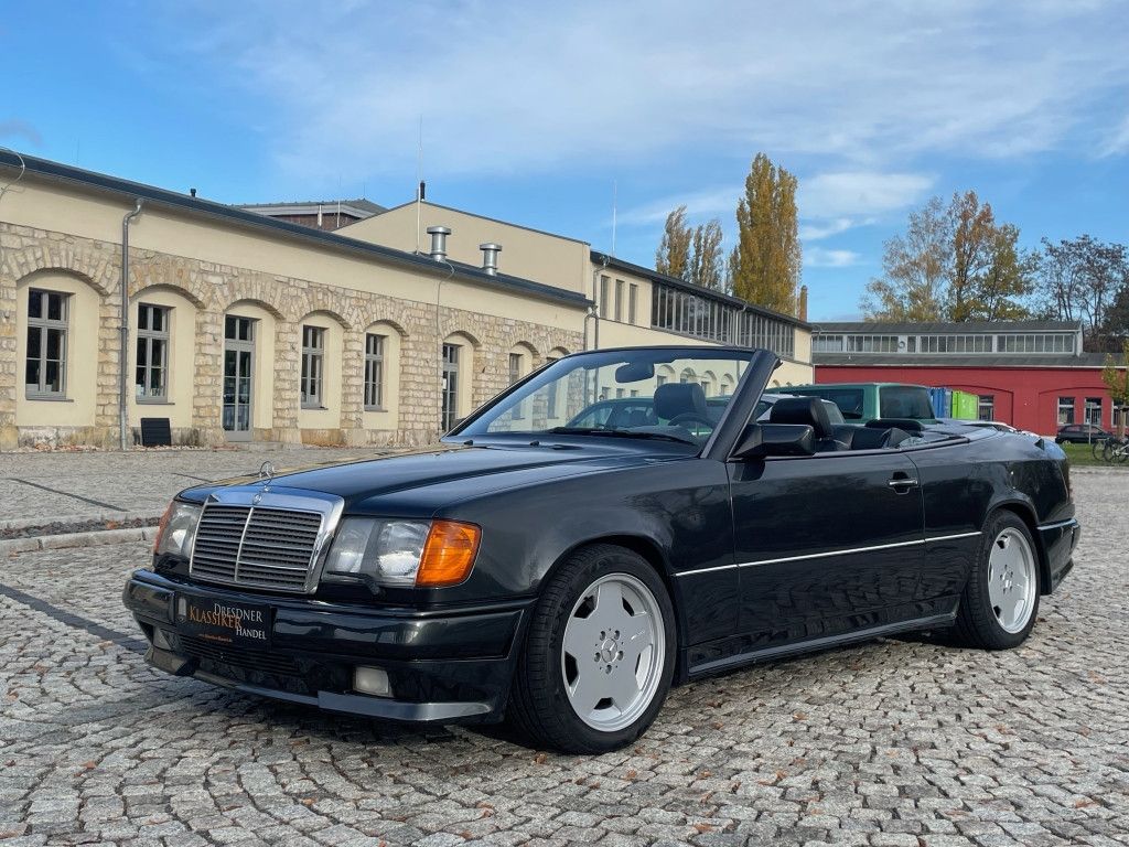 Mercedes-Benz 300