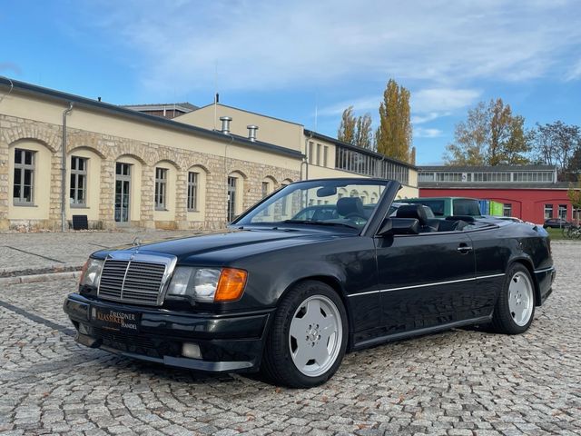 Mercedes-Benz 300 CE-24 Cabriolet, org. AMG Paket, 5-Gang-Aut.