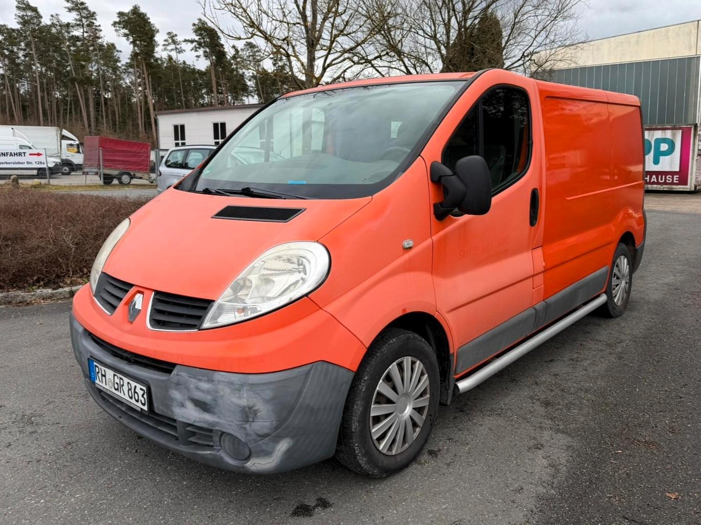 Renault Trafic Kasten L1H1 2,7t/ Euro4/ PDC