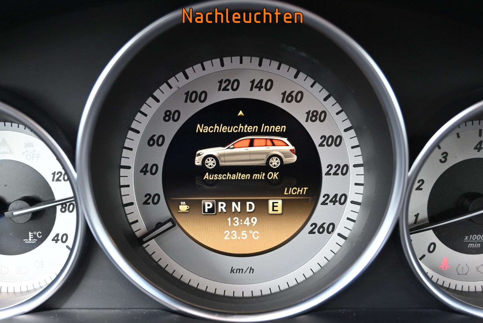 Fahrzeugabbildung Mercedes-Benz C 250 T BlueEFF. AVANTGARDE Facelift °AHK°COMAND
