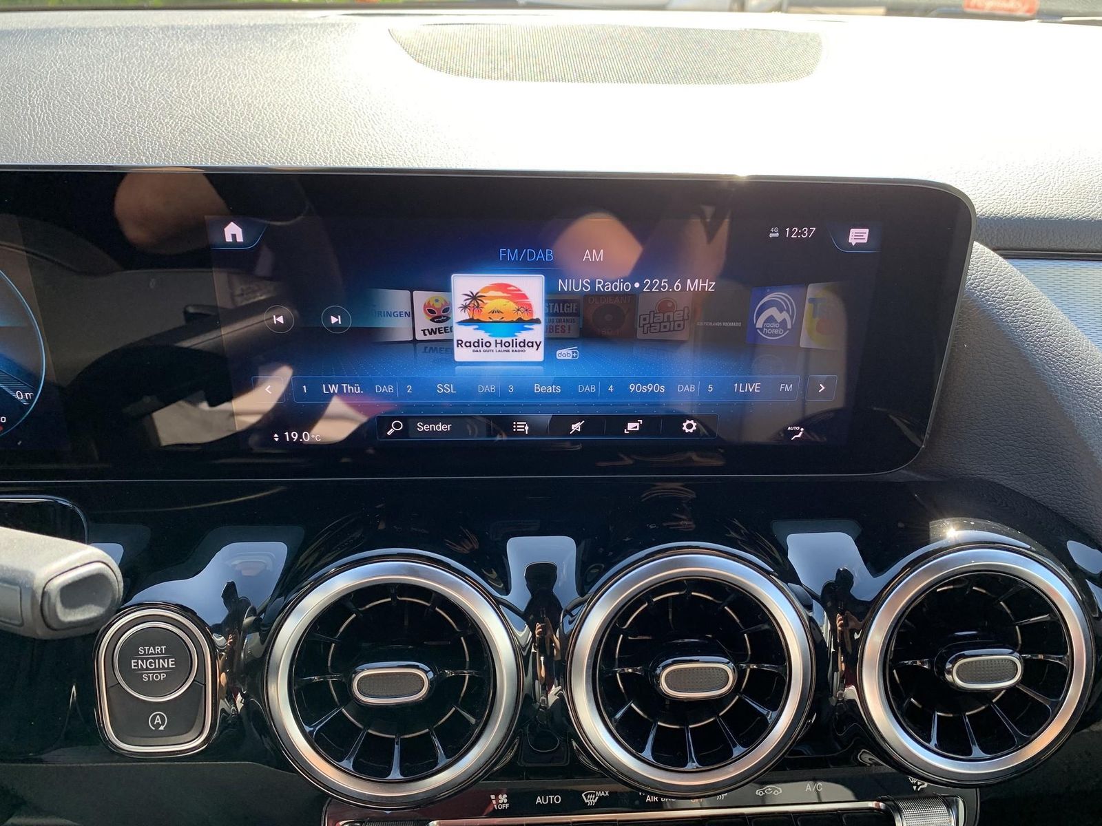 Mercedes-Benz GLA 200d 4MATIC Navi+Widescreen+Kamera+elKlappe foto 22