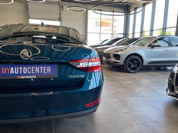 Skoda Superb Lim. L&K *Pano*Xenon*Kamera*