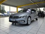 Volkswagen Passat Variant Elegance R-Line Harman/Kardon - Volkswagen Passat aus 2024