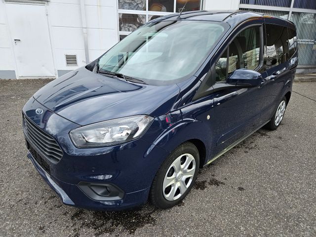 Ford Tourneo Courier 1.5 TDCI Kamera Temp.Schei.Heiz.