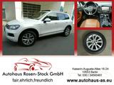 Volkswagen Touareg 4,2 V8 TDI 4Motion,AHK,ACC,Panorama,Kame - : Weiß, Leder
