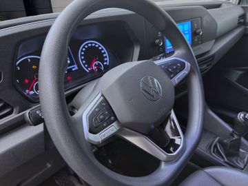 Volkswagen Caddy - 11