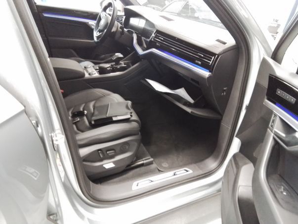 Touareg 3.0 TDI R-LINE IQ.LIGHT+LUFT+AHK+KAMERA+