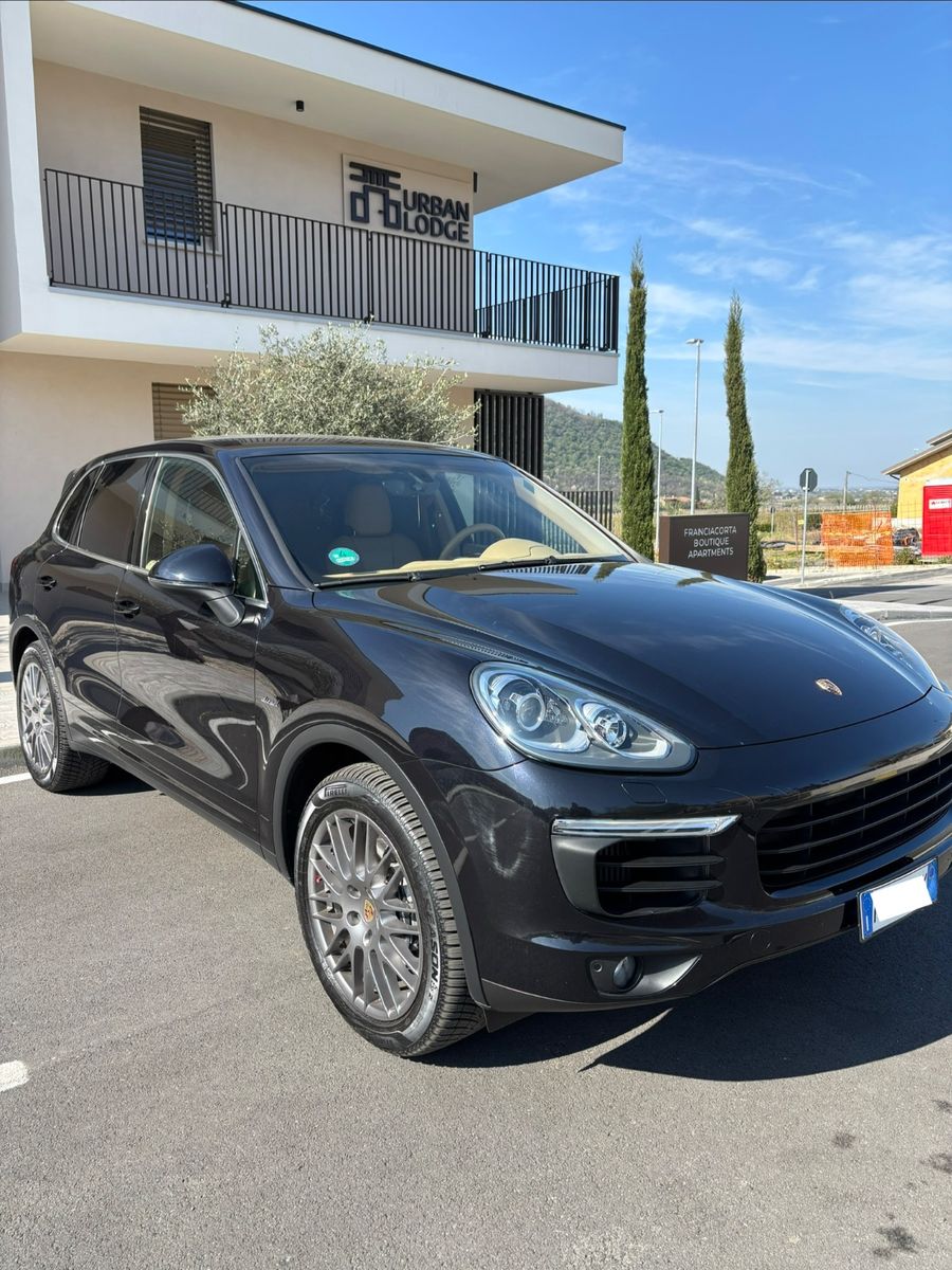 PORSCHE Cayenne Diesel -