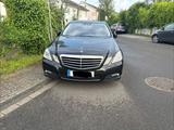 Mercedes-Benz E 350 CDI 4MATIC BlueEFFICIENCY - - Mercedes-Benz E 350 aus 2009: 4matic