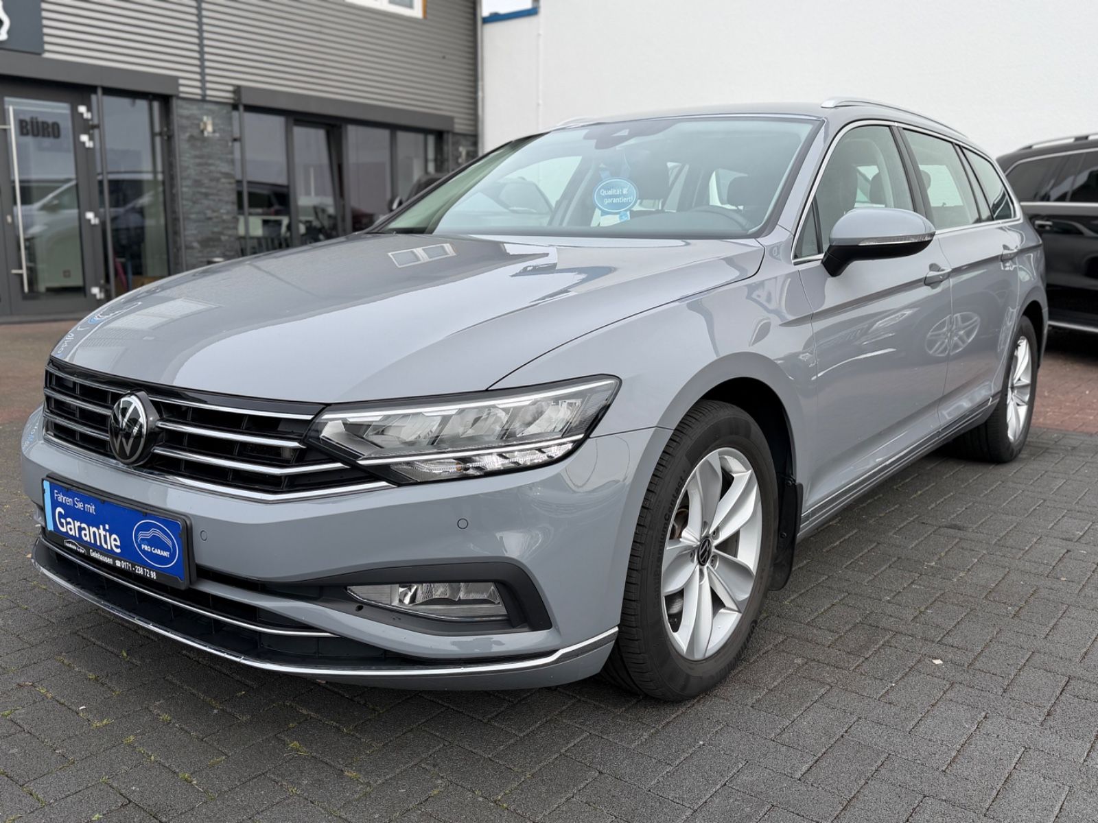 VW Passat Variant Elegance 4Motion *1. Hand *Navi