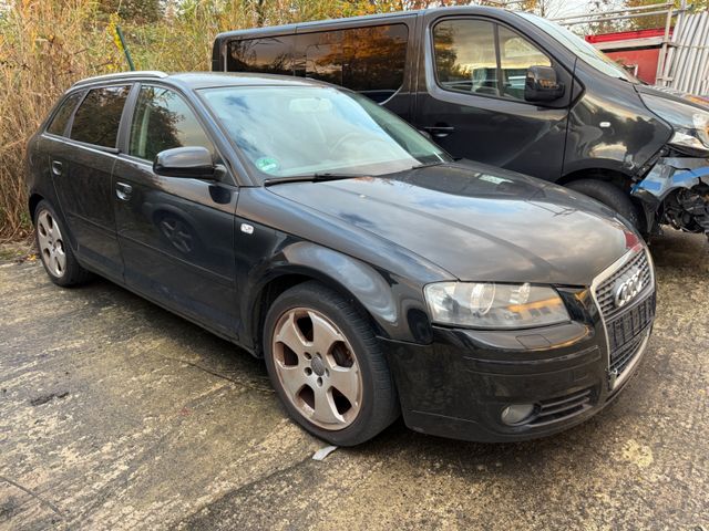 Audi A3  Sportback 1.6 FSI Ambition