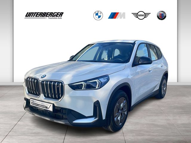 BMW iX1 xDrive30 DAB LED Pano.Dach Komfortzg. Shz