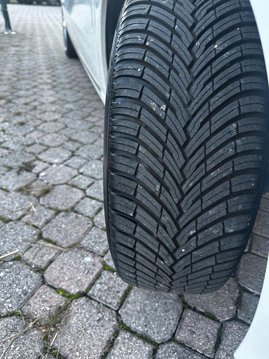 Volkswagen Passat 2013 — двигун 1.395 cm³, 150 HP (110kW)