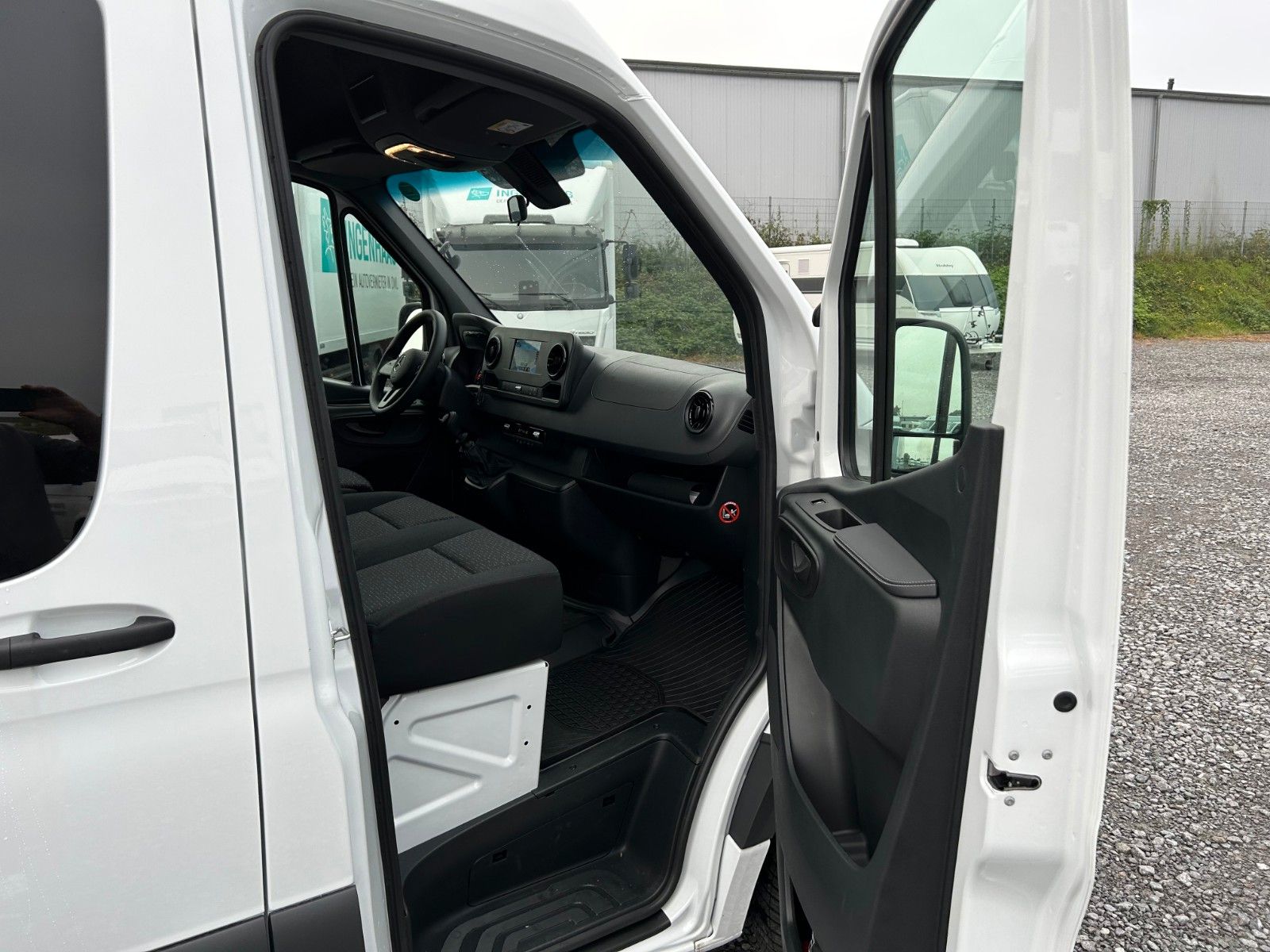 Fahrzeugabbildung Mercedes-Benz Sprinter III Tourer 317 CDI Navi Kamera
