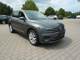 Volkswagen Tiguan Highline / 4Motio/AHK/Navi/LED/Keyless - Volkswagen Gebrauchtwagen in Heilbronn