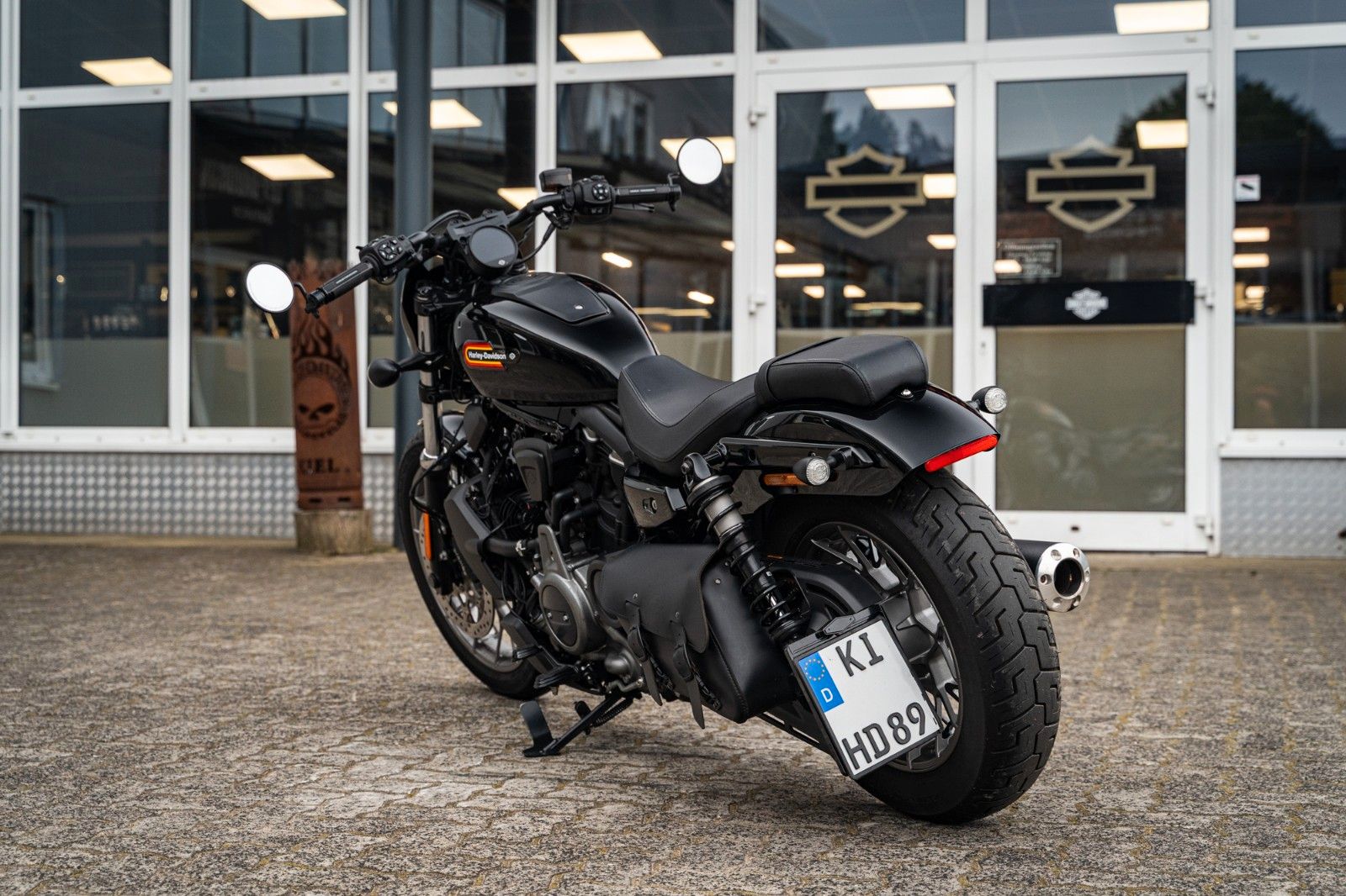 Fahrzeugabbildung Harley-Davidson RH975S Nightster Special - Jekill & Hyde -